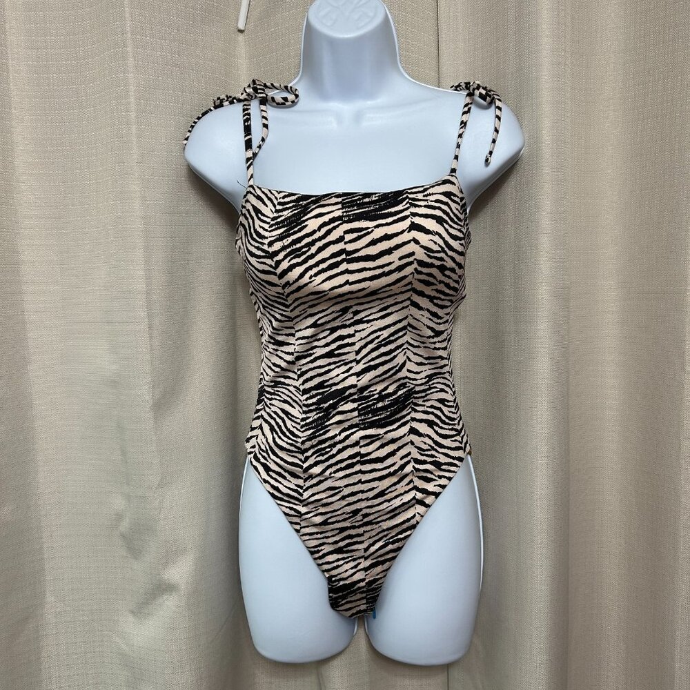 Wet Swimwear One Piece Swimsuit Women's Size Large Zebra Animal Print NWT